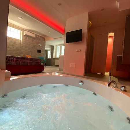 Sweet Home & Wellness Luxury Apartment Неттуно Экстерьер фото