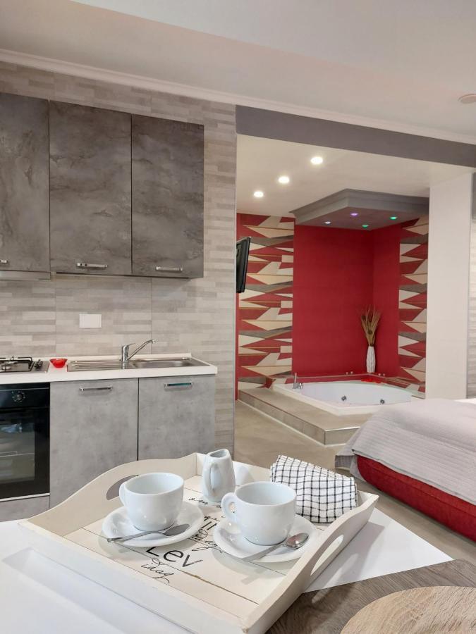 Sweet Home & Wellness Luxury Apartment Неттуно Экстерьер фото