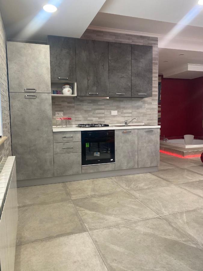 Sweet Home & Wellness Luxury Apartment Неттуно Экстерьер фото